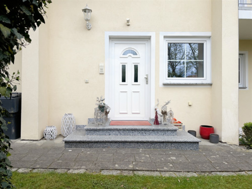 hinterer Eingang Nebenflügel - Einfamilienhaus mit 240,00 m&sup2; in Haigerloch zum Kaufen
