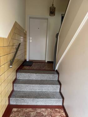 EG Flur.JPG - 9 Zimmer Mehrfamilienhaus, Wohnhaus in Bremen