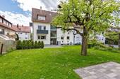 Hausansicht Gartenseite/ Gemeinschaftsgarten - 