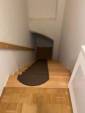Treppe zum UG - 