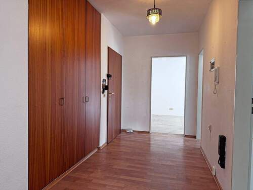 Eingangsbereich - 2 Zimmer Etagenwohnung zum Kaufen in Baiersbronn