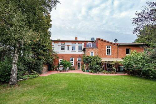 Bild 2 - 1 Zimmer Mehrfamilienhaus, Wohnhaus zum Kaufen in Südbrookmerland / Wiegboldsbur