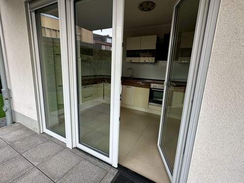 Ausgang vom Wohnzimmer oder Küche - 