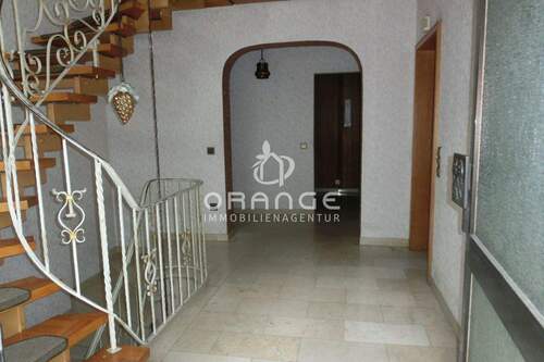 EG Flur - Mehrfamilienhaus, Wohnhaus mit 217,00 m&sup2; in Maikammer zum Kaufen