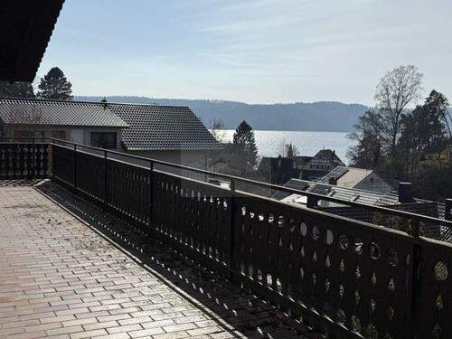 Balkon mir Seeblick - Einfamilienhaus mit 355,00 m&sup2; in Überlingen zum Kaufen