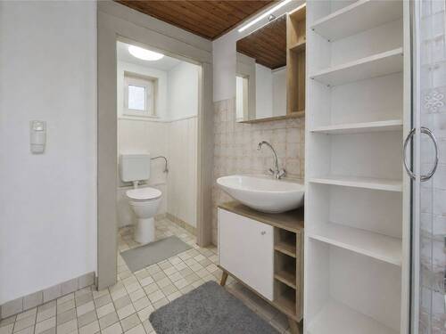 Badezimmer im Erdgeschoss - Einfamilienhaus mit 73,00 m&sup2; in Nortorf zum Kaufen