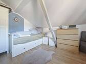 Kinderzimmer im Dachgeschoss - 