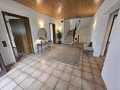 Eingangsbereich Staging - 7 Zimmer Doppelhaushälfte in Schmelz