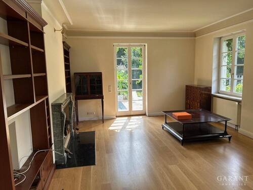 Wohnzimmer - 3 Zimmer Etagenwohnung zur Miete in Göppingen