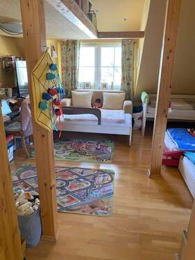 Kinderzimmer/ Büro mit Empore - 
