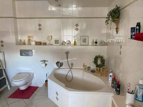 Tageslichtbad Wohnung OG - 