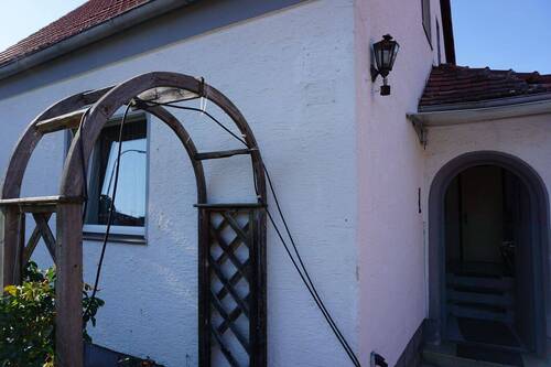 Hausecke - Mehrfamilienhaus, Wohnhaus mit 113,00 m² in Ingolstadt zum Kaufen