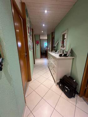  Flur - Etagenwohnung mit 99,50 m² in Sindelfingen zum Kaufen