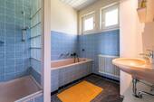 Badezimmer - EG - 