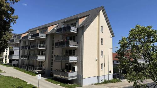Seitenansicht - 4 Zimmer Etagenwohnung zum Kaufen in Freital