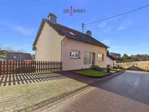 Bild 1 - Charmantes Wohnhaus mit Garten und historischem Nebengebäude