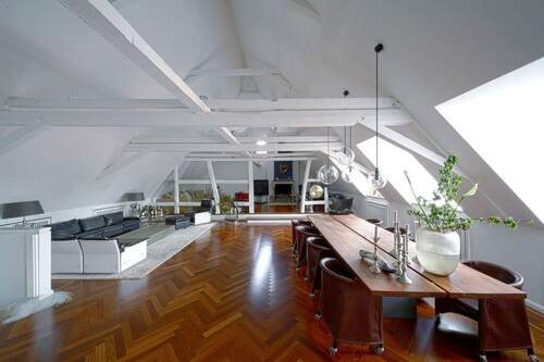 Wohnzimmer - Einfamilienhaus mit 500,00 m² in Meerbusch zum Kaufen