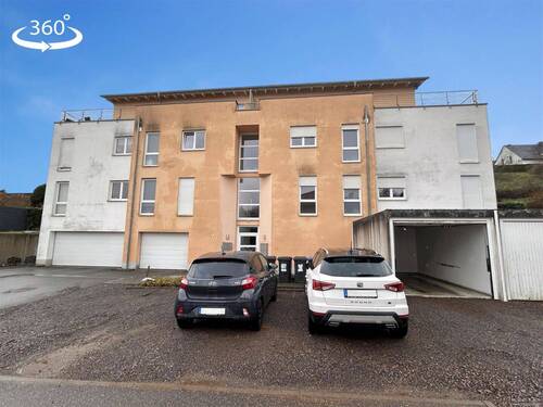 SP-24-CSBD-297 - Vermietete Dreizimmerwohnung im 2. Obergeschoss mit Terrasse und Stellplatz