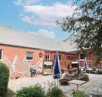 Gepflegtes EFH mit Sauna und großem Garten auch für Mehrgenerationen nutzbar - Tröndel Emkendorf