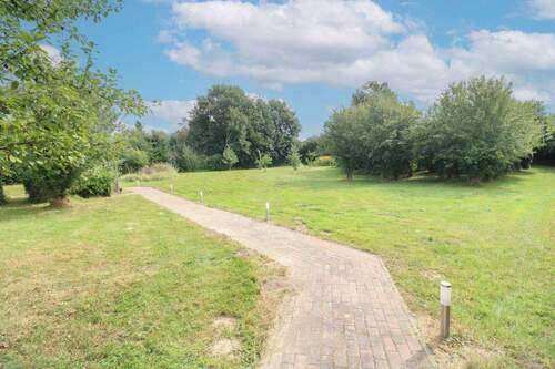 Garten(1) - 1 Zimmer Einfamilienhaus zum Kaufen in Tröndel