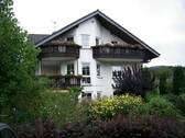 Hausansicht_2.jpg - 2 Zimmer Etagenwohnung zur Miete in Bergneustadt