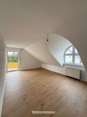 Bild 1 - Traumhafte Dachgeschosswohnung in 59174 Kamen - Stilvoll, Lichtdurchflutet und Perfekt gelegen