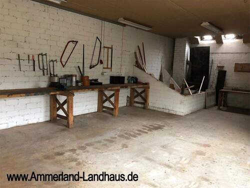 Remise 1 mit Werkstatt - 