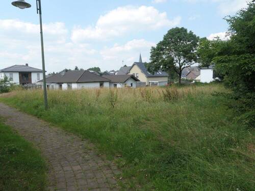 Seitenweg - Grundstück zum Kaufen in Auw bei Prüm