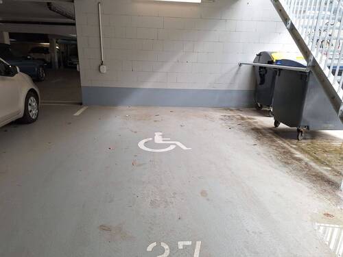 Parkplatz - 