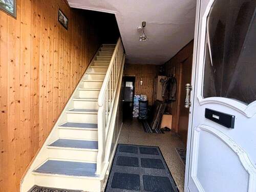 Eingang Straßenseite - 7 Zimmer Mehrfamilienhaus, Wohnhaus in Penzlin