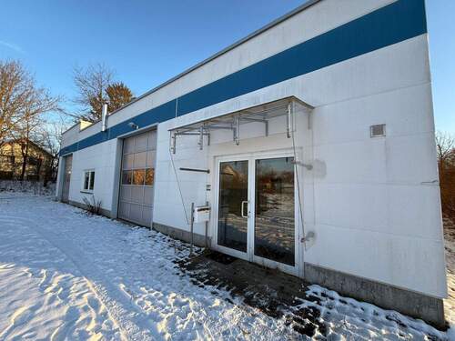 Eingang - Halle zum Kaufen in Rhumspringe