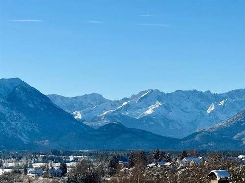 Der Ausblick - Traumlage mit Traumblick: Grundstück mit Altbestand in ruhiger, unverbaubarer Südausrichtung