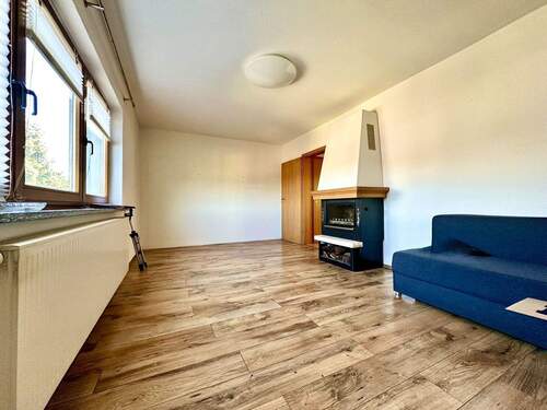 Wohnzimmer mit Kamin - 