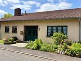 Front - Gepflegtes Einfamilienhaus mit Einliegerwohnung und traumhafter Aussicht