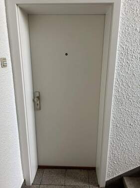 Wohnungeingangstür - Etagenwohnung mit 43,00 m² in Dortmund zum Kaufen