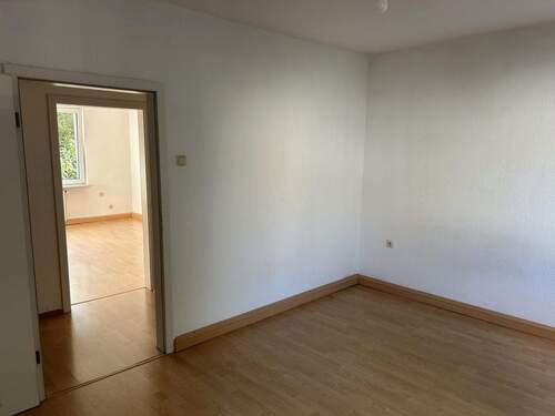 Zimmer Straßenseite - 
