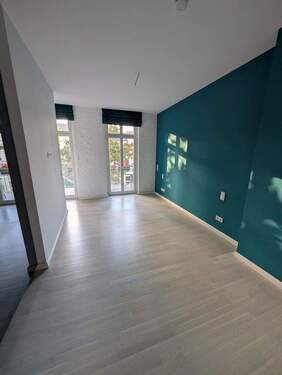 Schlafzimmer mit Einbauschrank - 