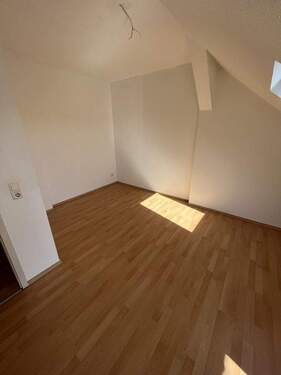 Bild 3 - 2 Zimmer Etagenwohnung in Zwickau