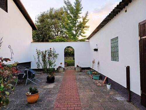 Terrasse am Haus - Einfamilienhaus mit 180,00 m&sup2; in Randowtal zum Kaufen