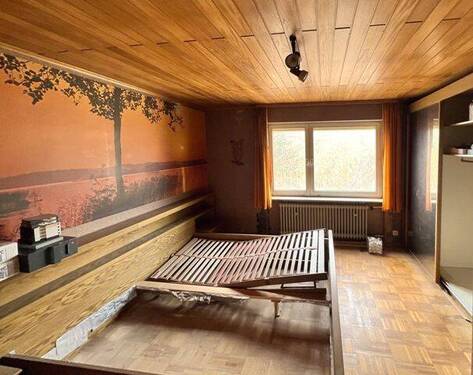 EG: Schlafzimmer - Einfamilienhaus mit 100,00 m² in Weikersheim zum Kaufen