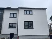 Seitenansicht - 6 Zimmer Doppelhaushälfte zum Kaufen in Kassel / Süsterfeld