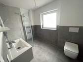Bad mit Dusche EG - 
