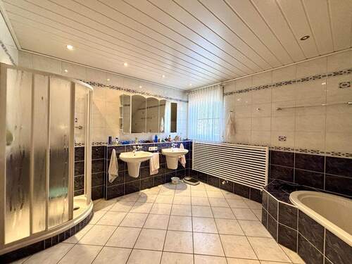 Badezimmer Obergeschoss - 