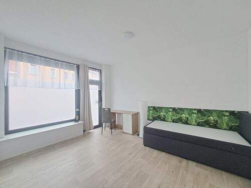 Zimmer 1 - 2 Zimmer Etagenwohnung in Brandenburg an der Havel