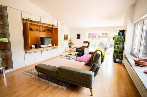 WOHNZIMMER - 