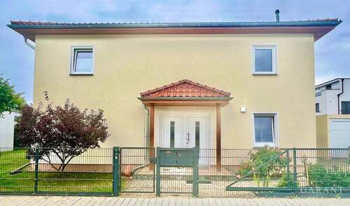 Hausansicht - Ihr neues Zuhause im Potsdamer Villenpark