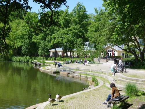 „Leuchtturm“ am See - 