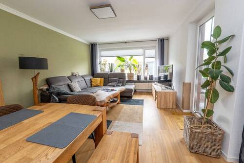 Wohnzimmer - 4 Zimmer Reihenendhaus in Stade