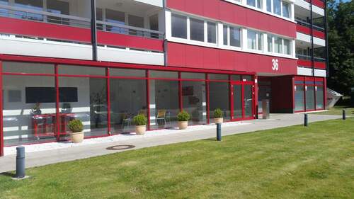 Außenansicht - !!!! Großzügige 3-Zimmer-Wohnung mit Loggia und durchdachtem Grundriss !!!!
