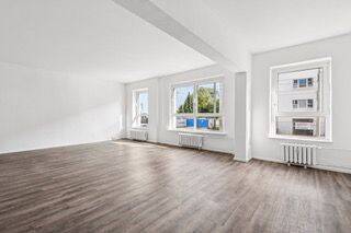 backbone_570742-A_025_WEB.jpeg - 